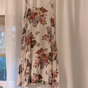 Brandy Melville floral dress - never worn w tags